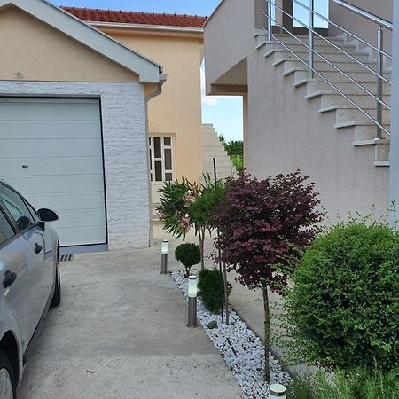 Apartman Tolosi 2 Podgorica Luaran gambar